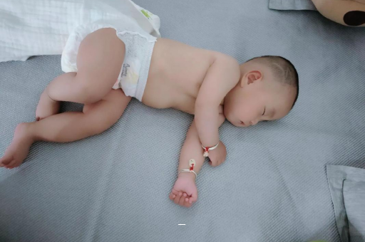 淇县怀孕感觉自己心跳明显